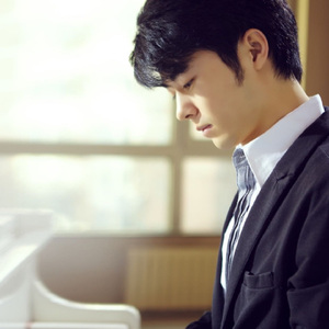 美女放尿着衣失禁
